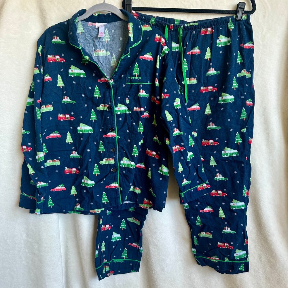 Wondershop Christmas Pajama Set Women L Navy Blue Holiday Truck Camper Sleepwear